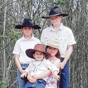 Meet your Posher, Brenda